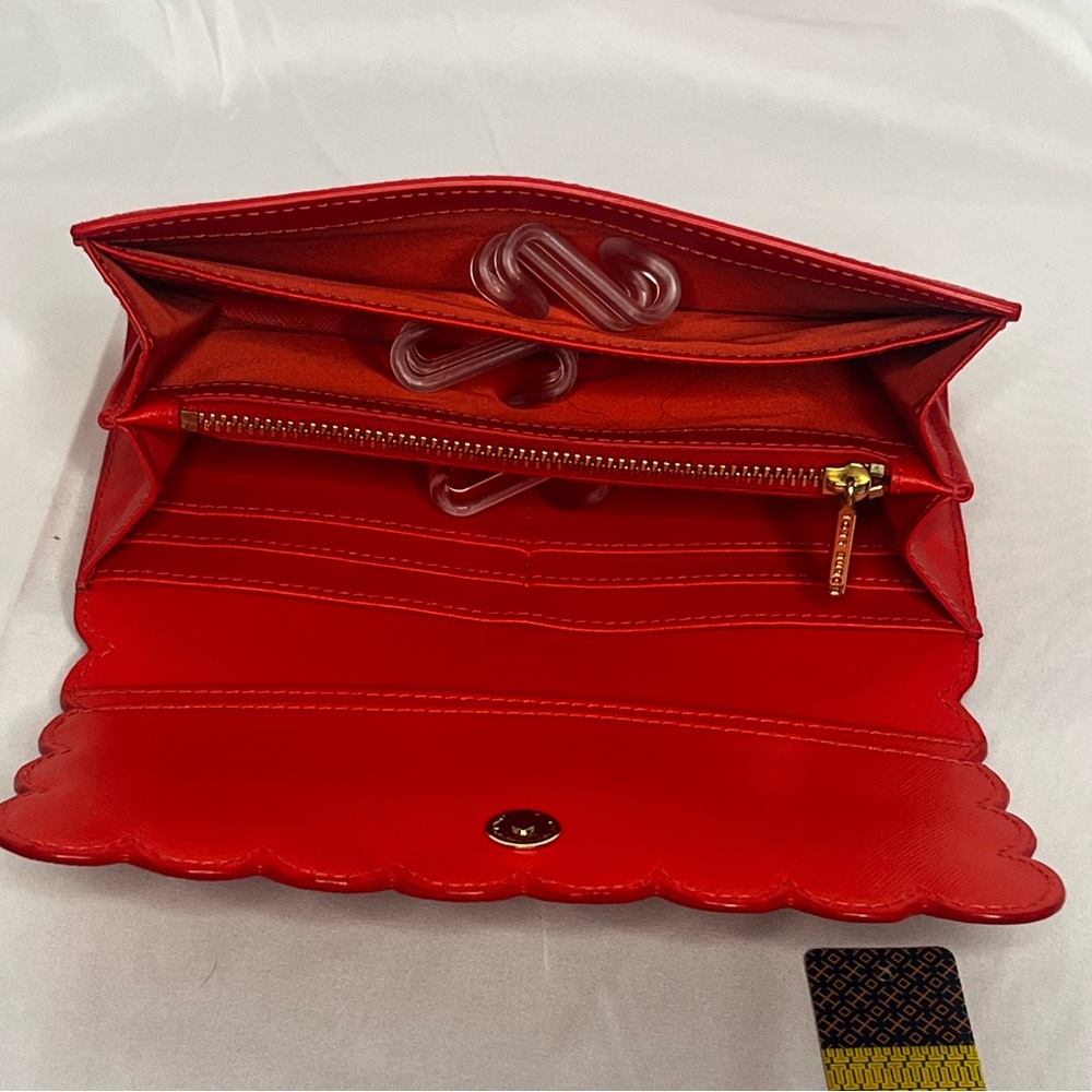 Tory Burch wallet like new - Picture 7 of 7